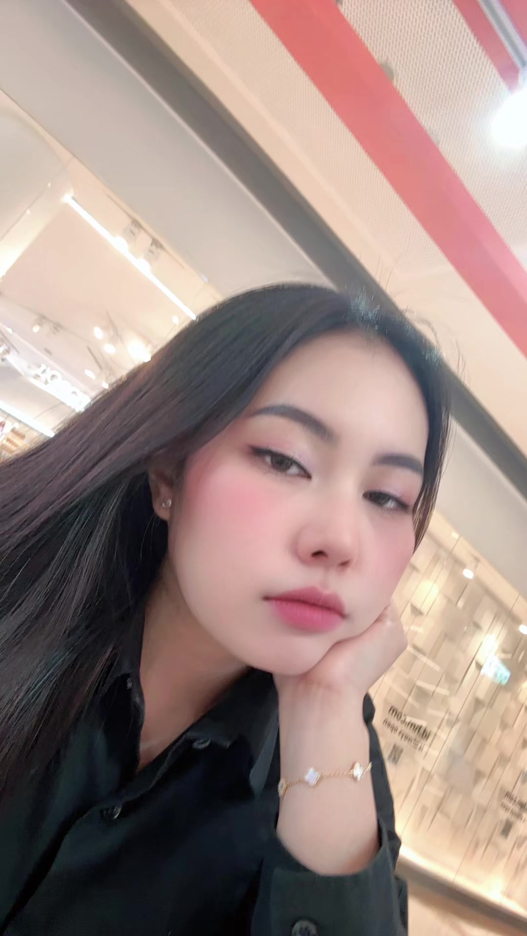 @tharymalikha