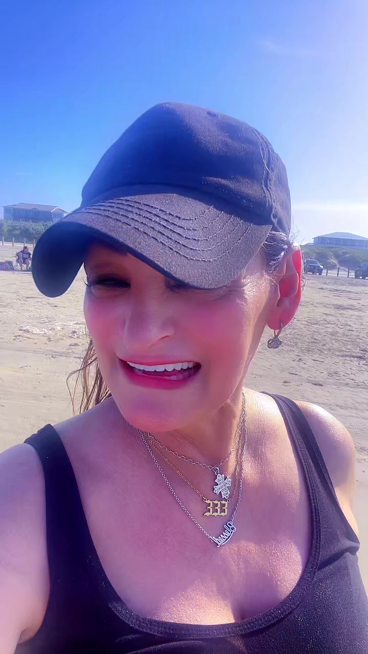 @Lisa_Love333