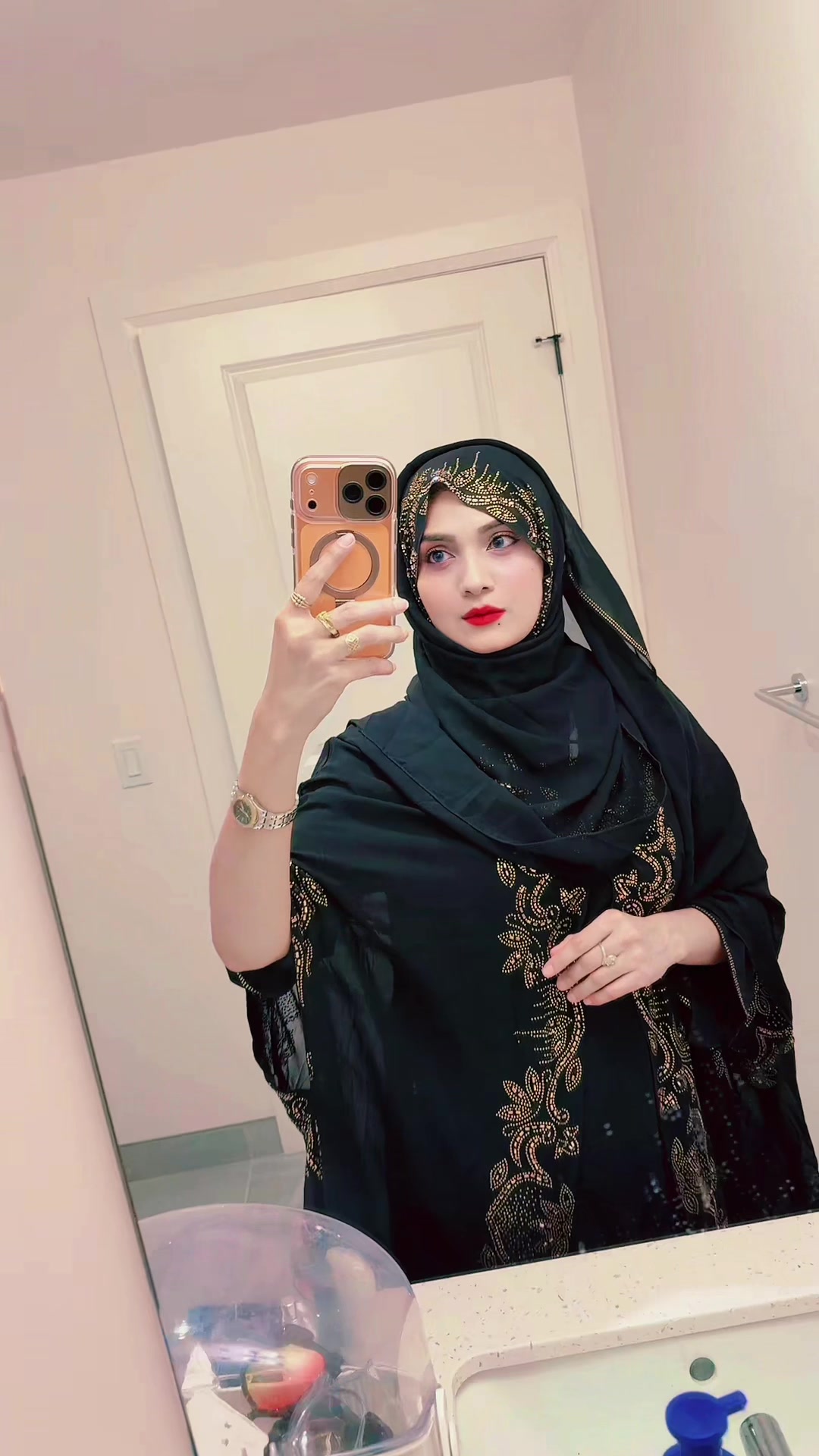 @&hearts;️🦋 Ahsan Vabna 🦋&hearts;️