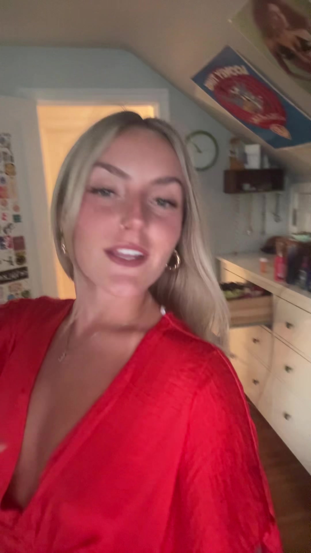 @Ella