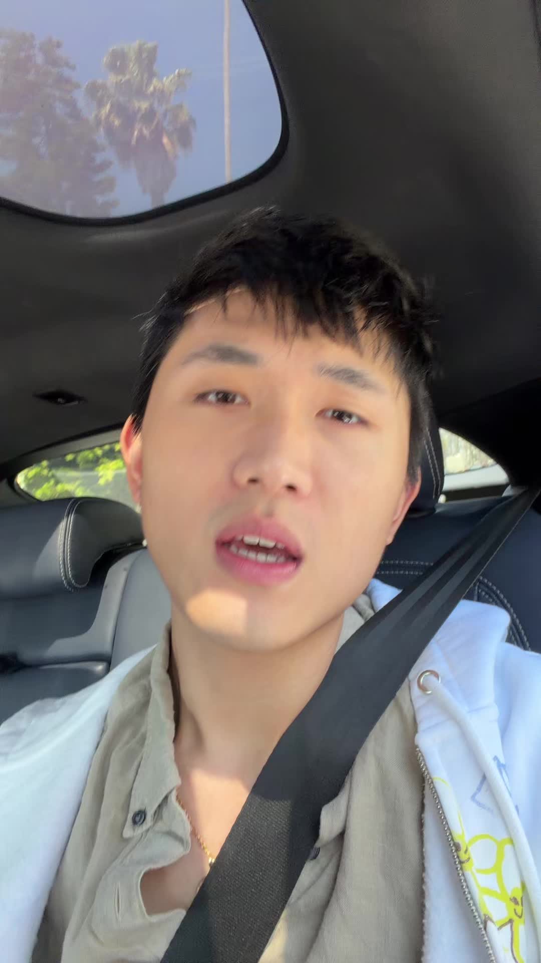 @Charles Hsu Spam Account