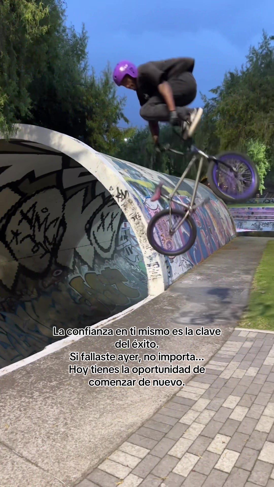 @00Anthony Lara bmx00