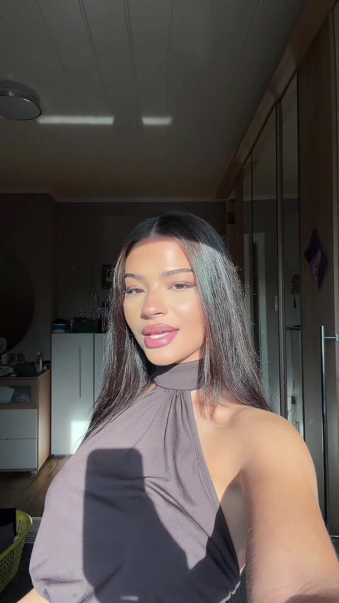 @e