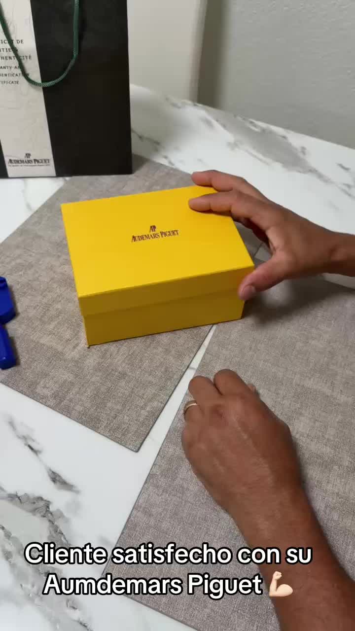 @lari_luxury