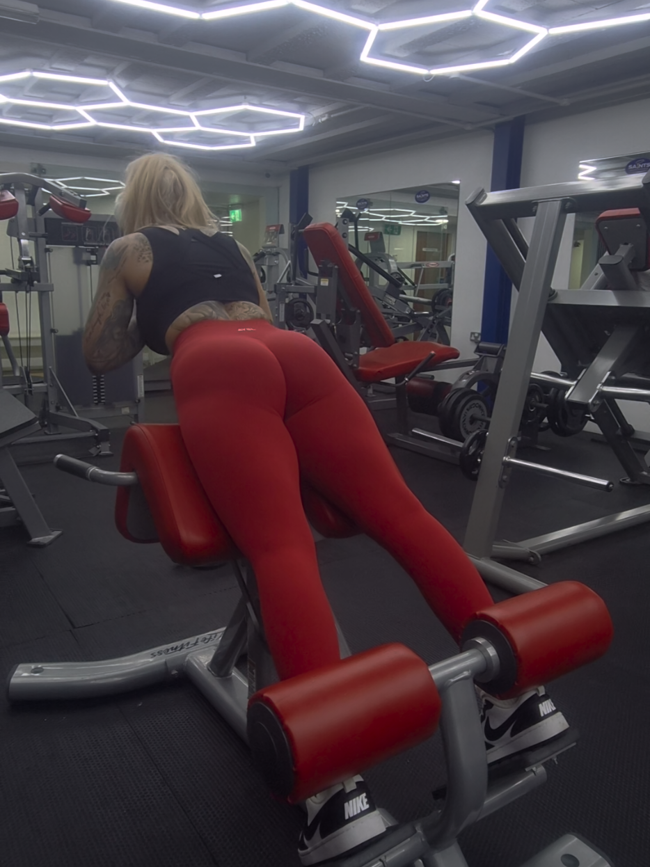 @reevesnicky1