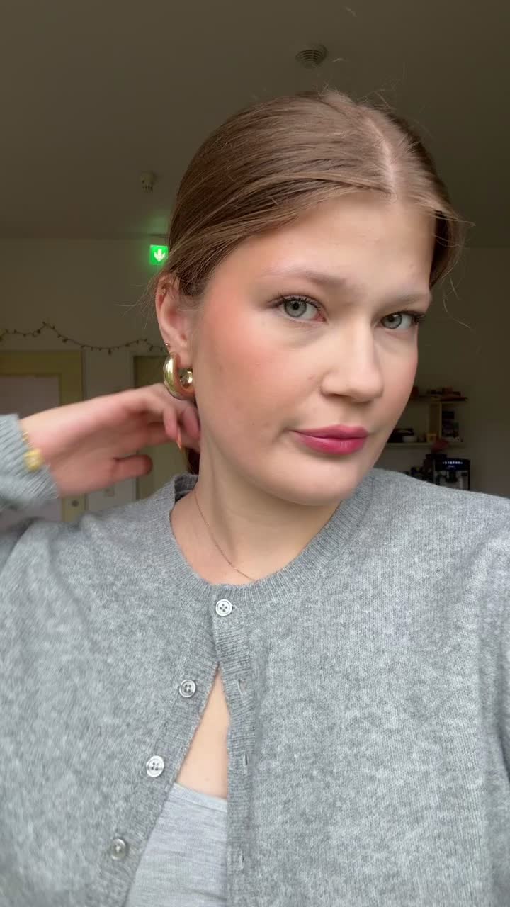 @𝓰𝓻𝓮𝓽𝓪 ⭐️🧸📀