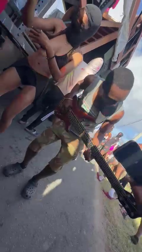 @Tafarai 🇻🇮