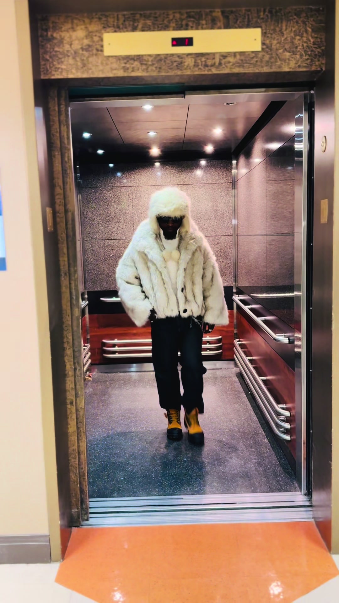 @Ugly fashion01_🐓🐐🦁🇧🇮🇺🇸