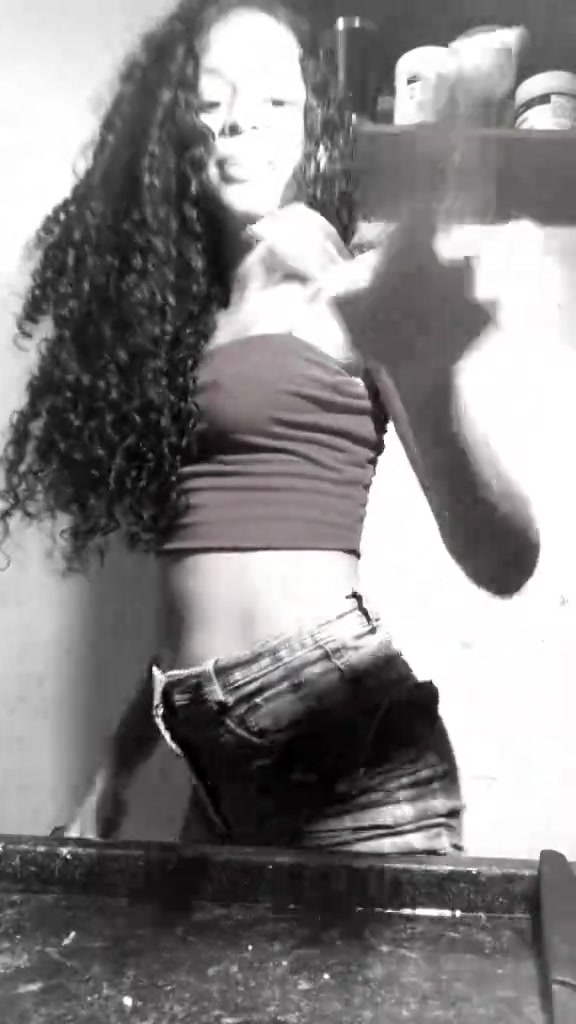 @ellyoficial01