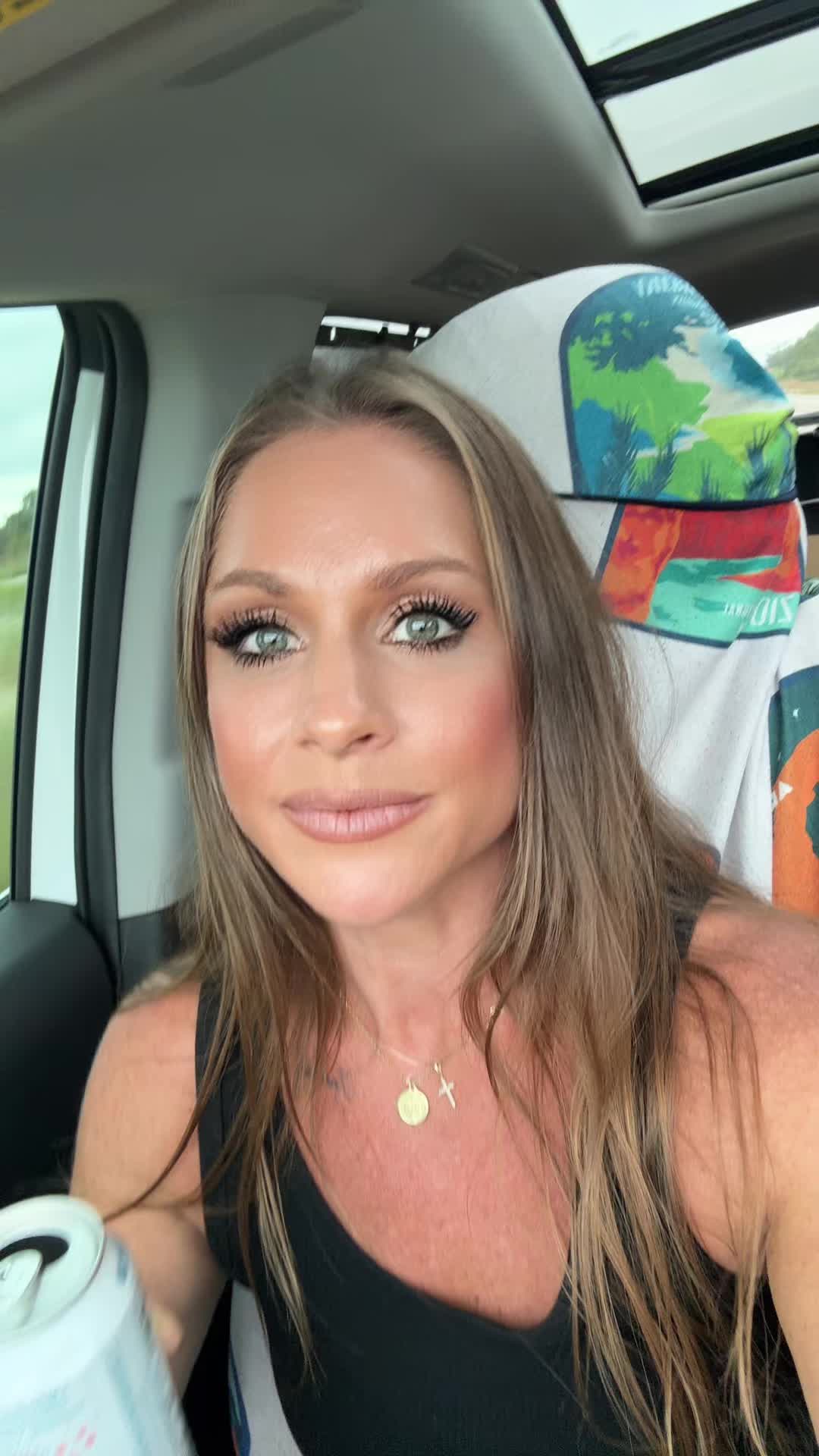 @ashley_bird42862020