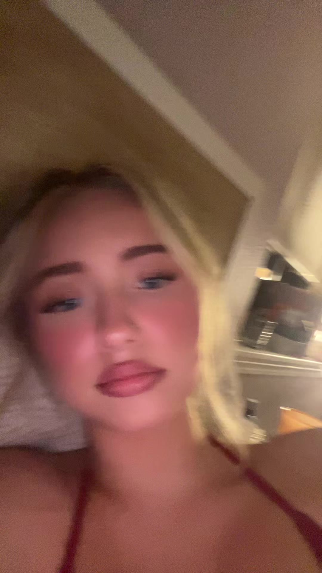 @pinkunicornglitter49