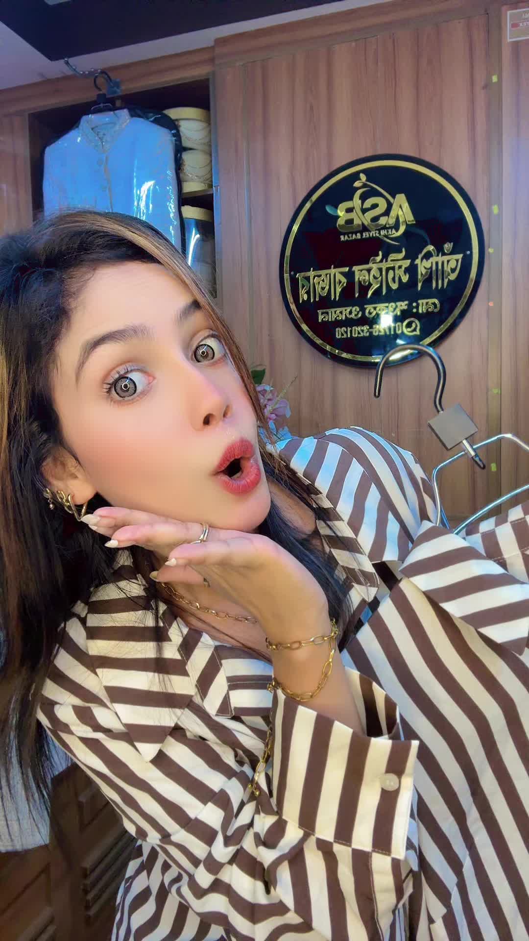 @আখাউরারবেষ্ট বিউটিপার্লার আঁখি