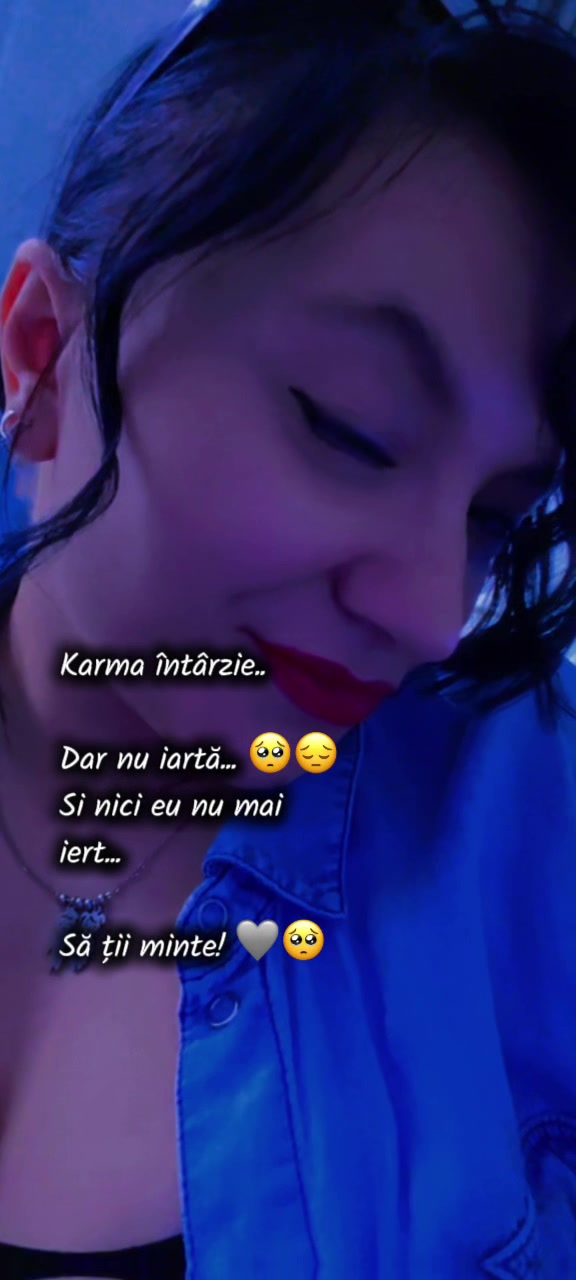 @Hexella