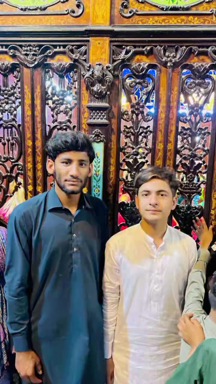 @NAEEM Ali