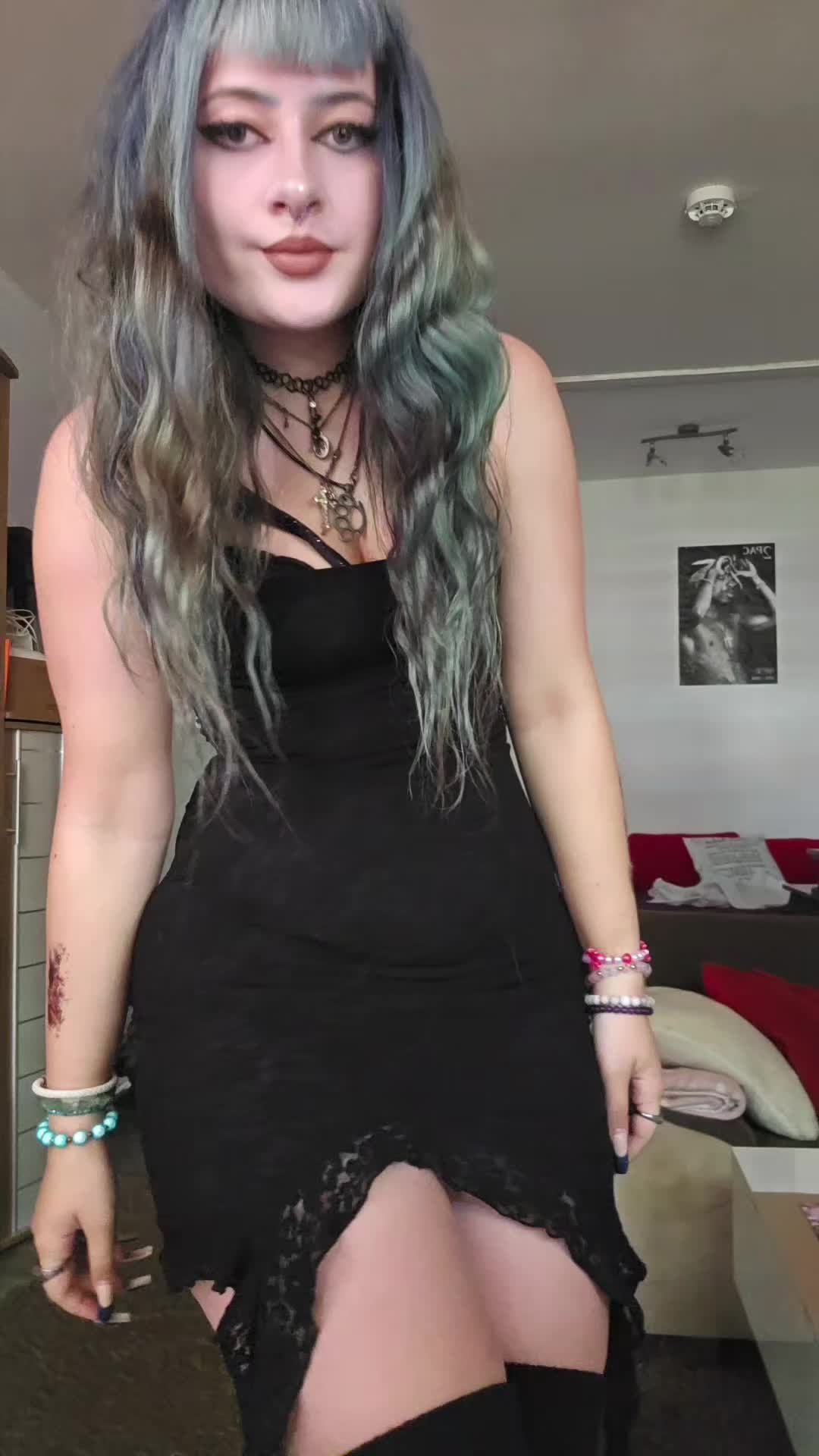 @𝑘𝑢𝑟𝑜𝑚𝑖🧚&zwj;♀️🔮