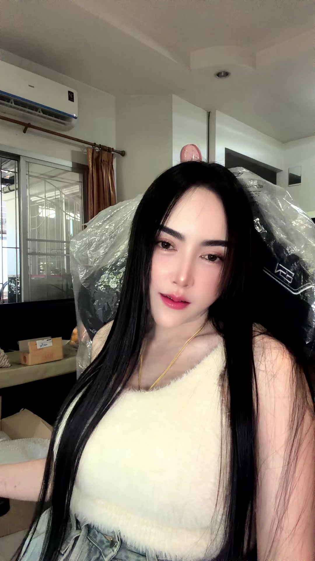 @จุไรพร ศรีนิล