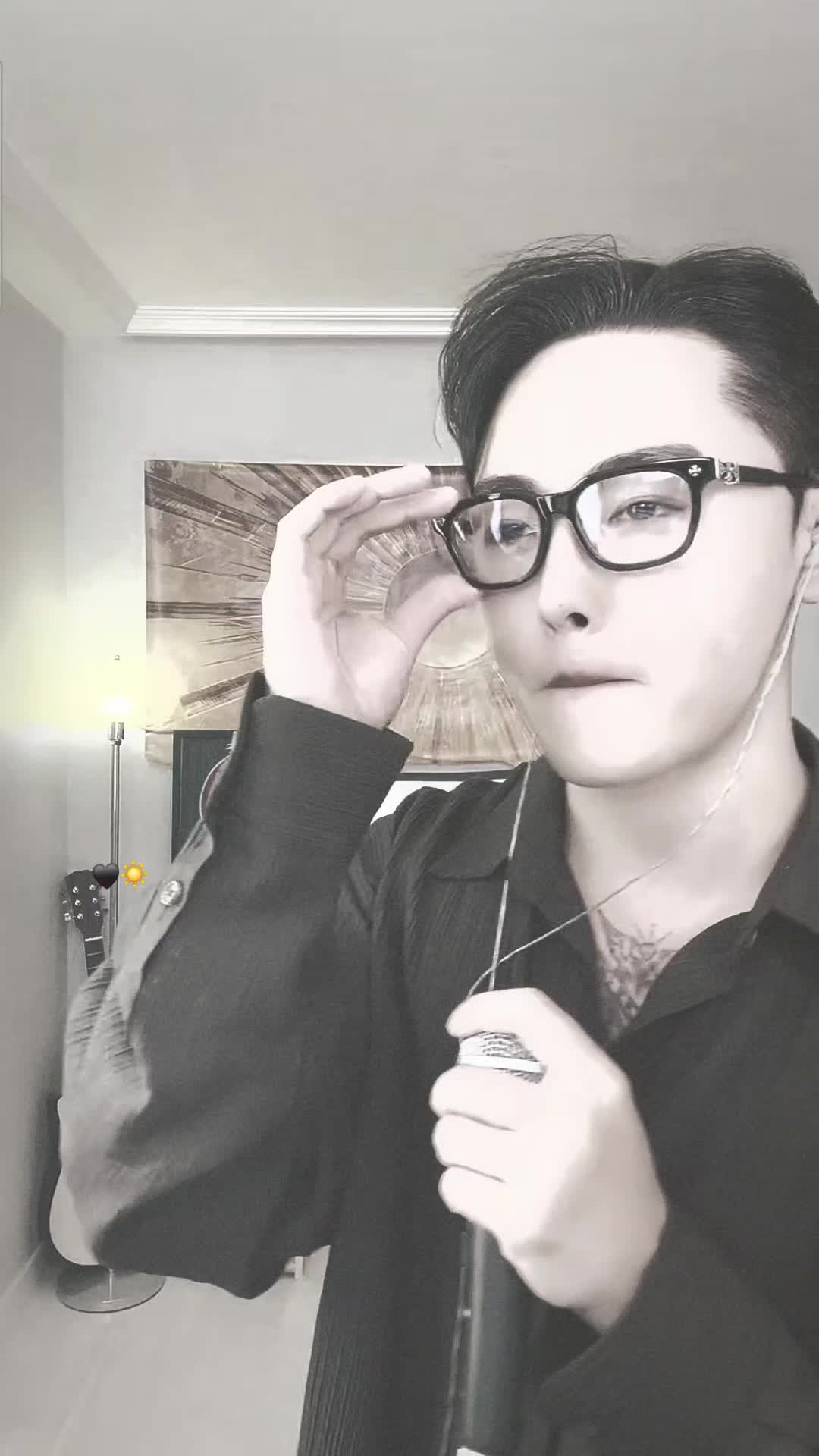 @๐คหโ์ ์ค์ธโหโ๏ธ