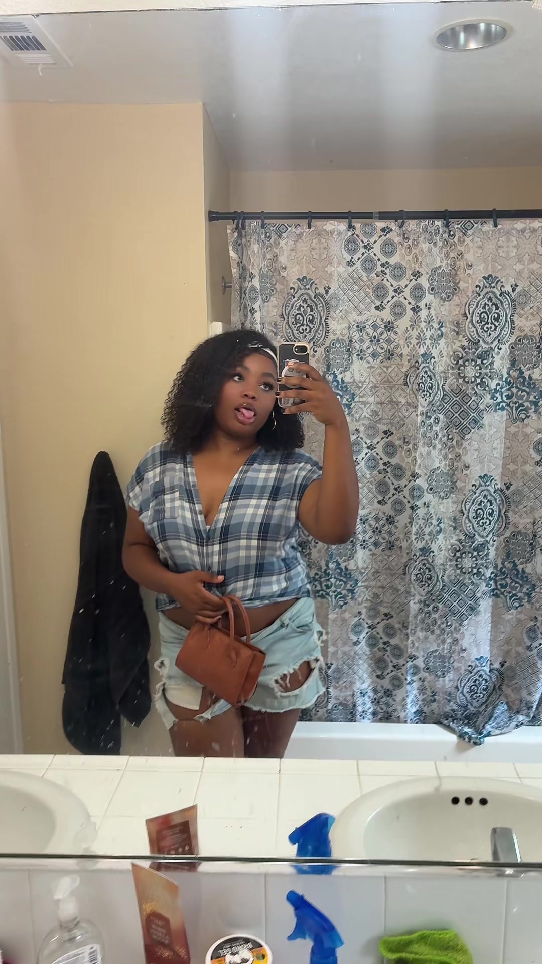 @anitamaxwing2