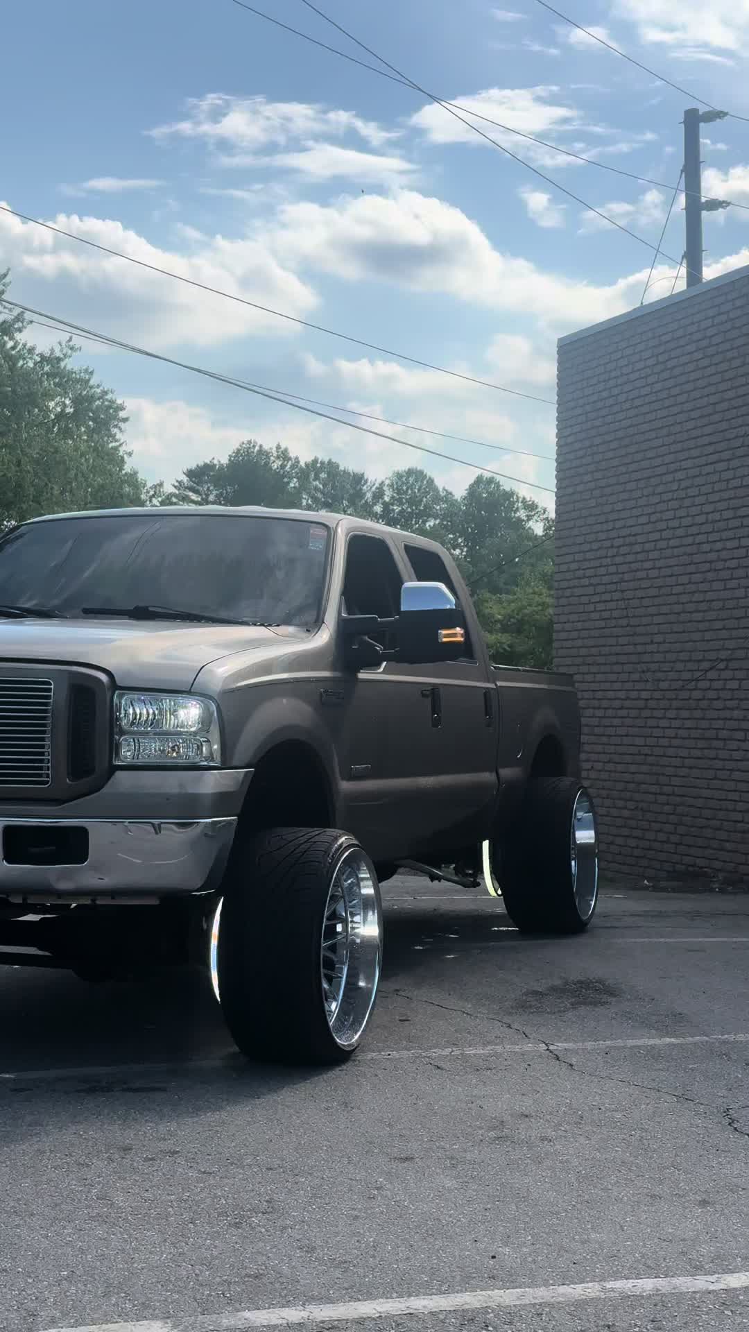 @️828_caleb