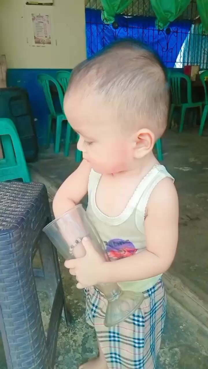 @DUJ