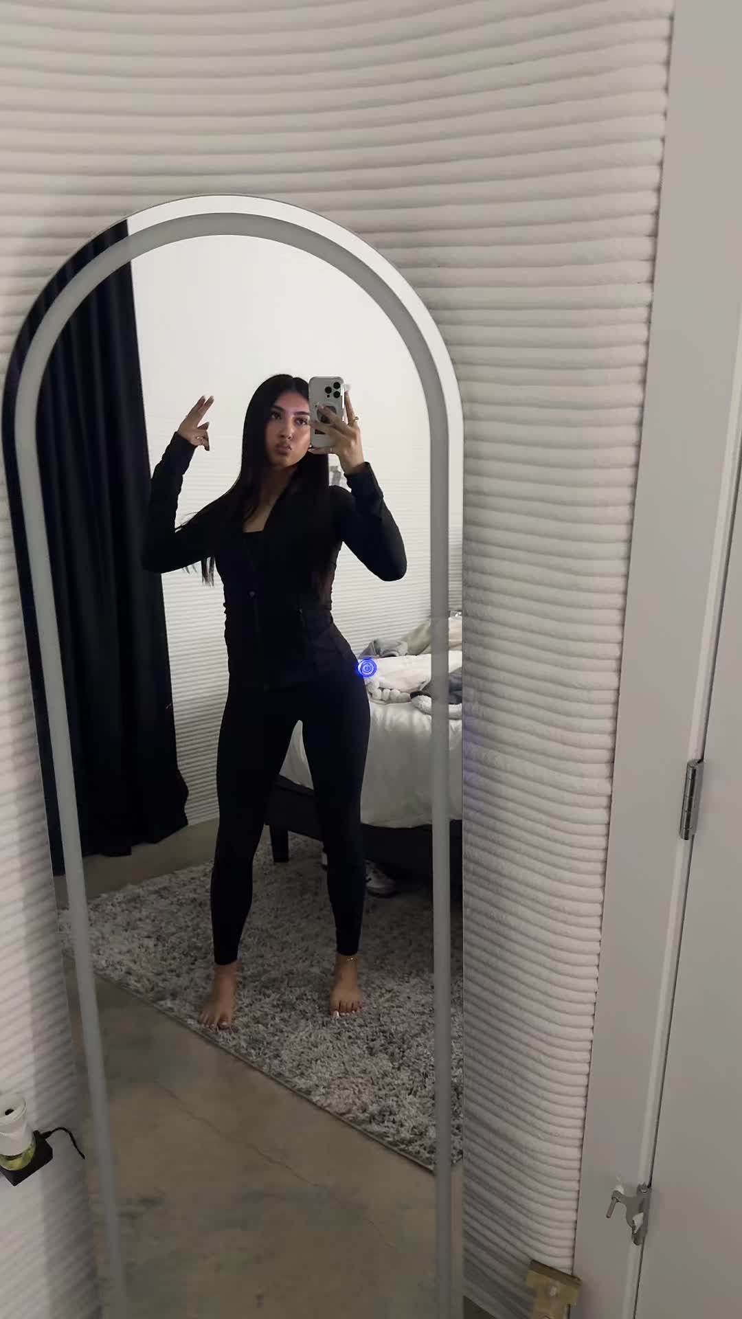@jalynn