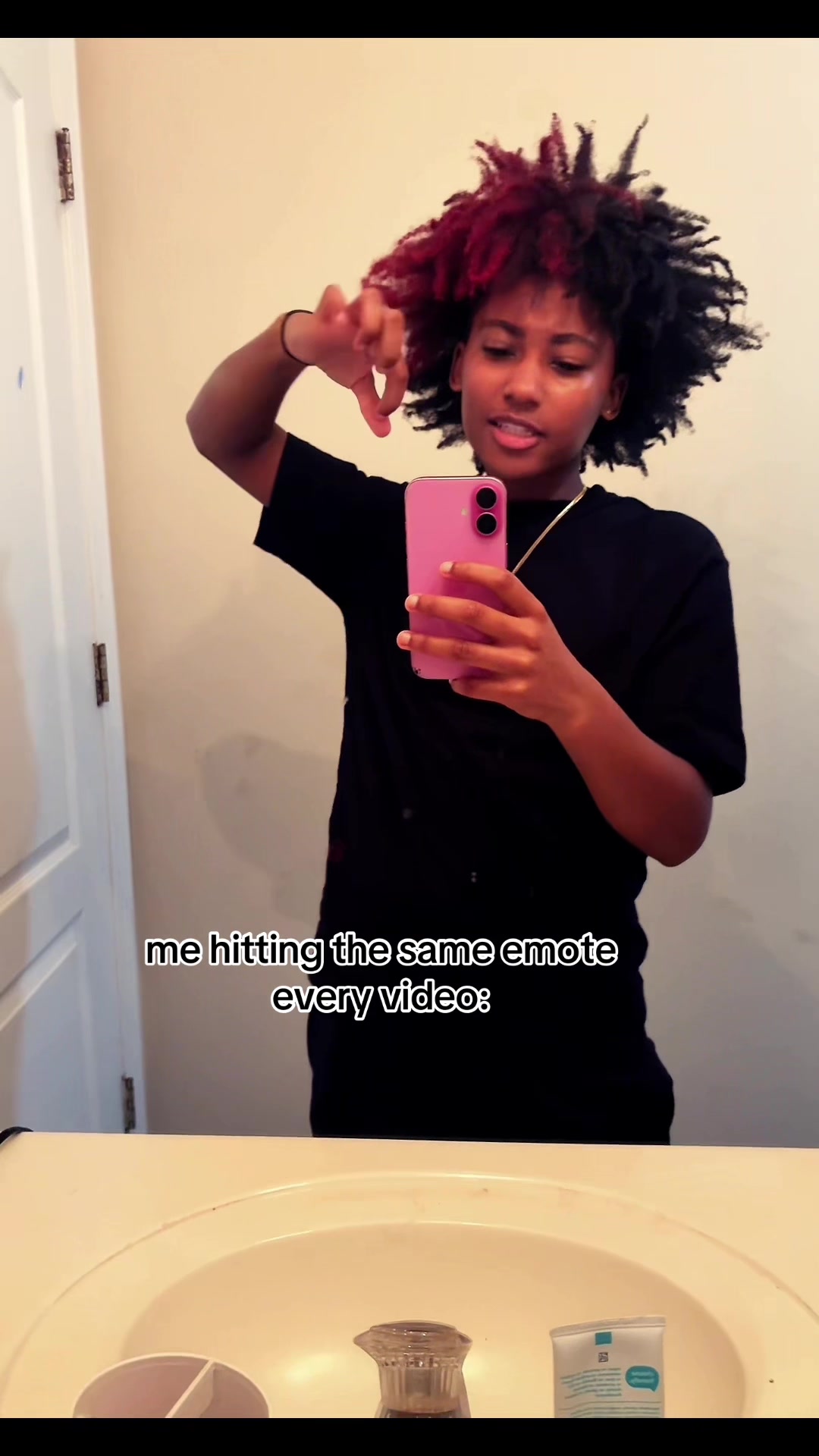 @🧛🏾&zwj;♀️