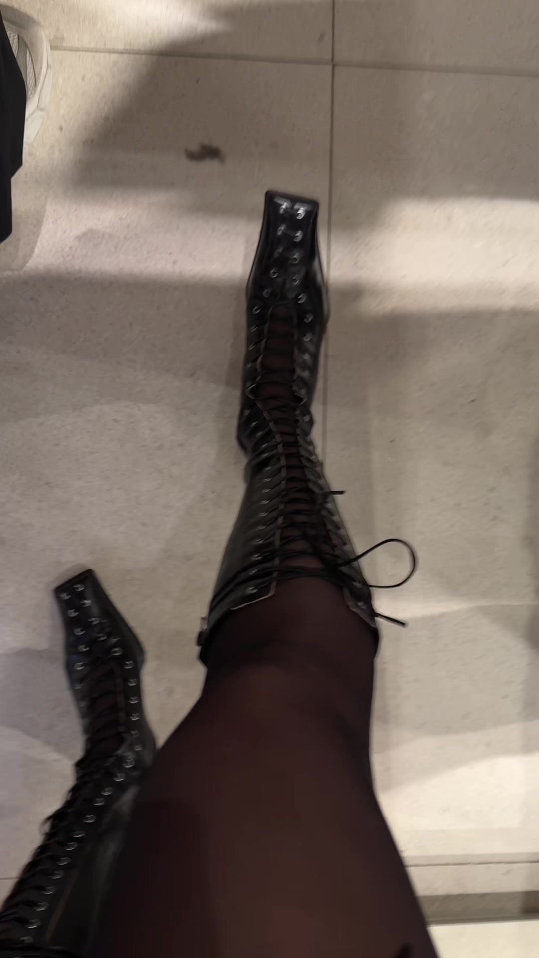 @Maruv
