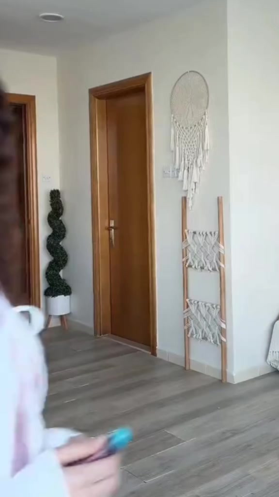 @ستوريات لانا ولين