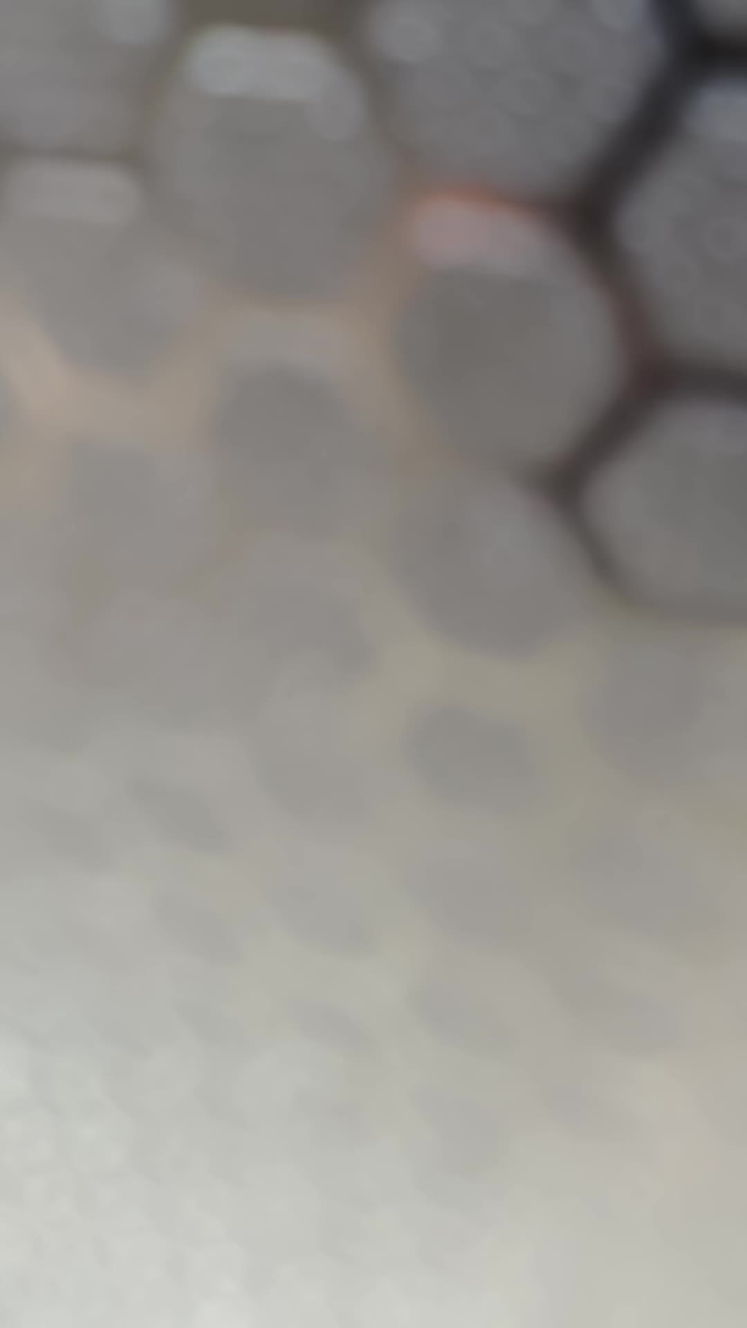 @Sofio