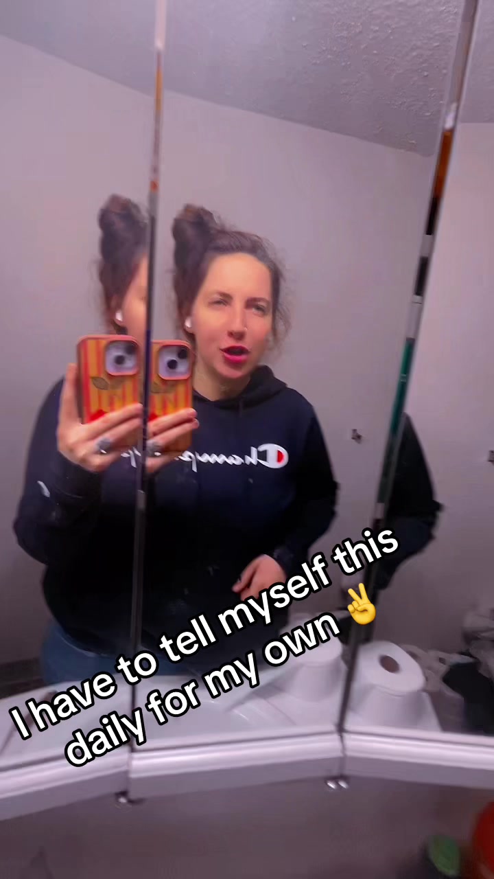 @🩵❤️🩵
