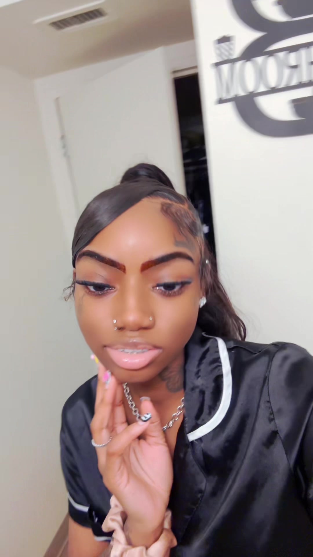 @Eashaa🦋