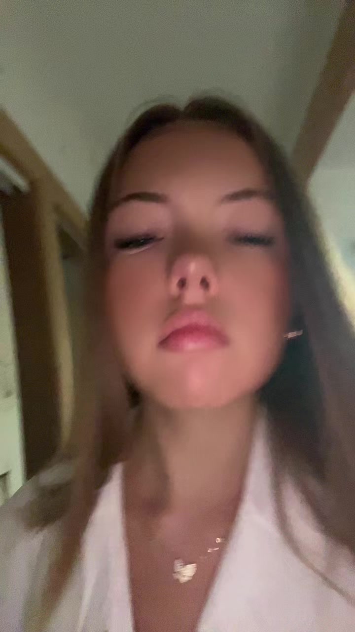 @𝒮