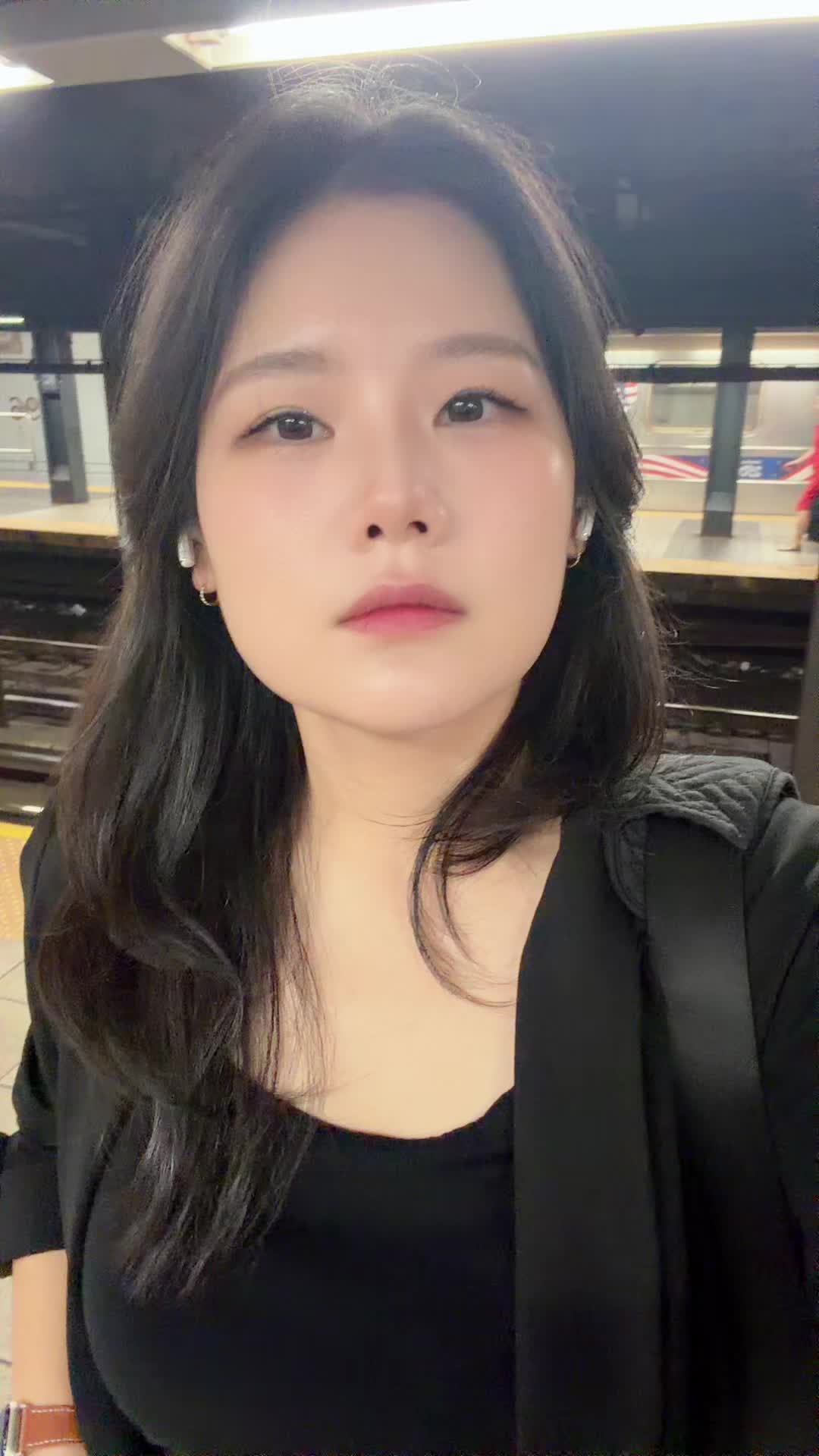 @Jiiiann