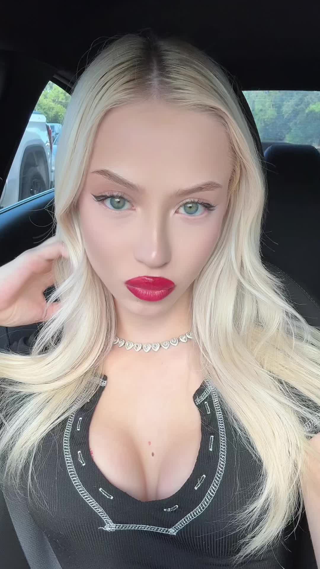 @Oleksandra🎀🧸