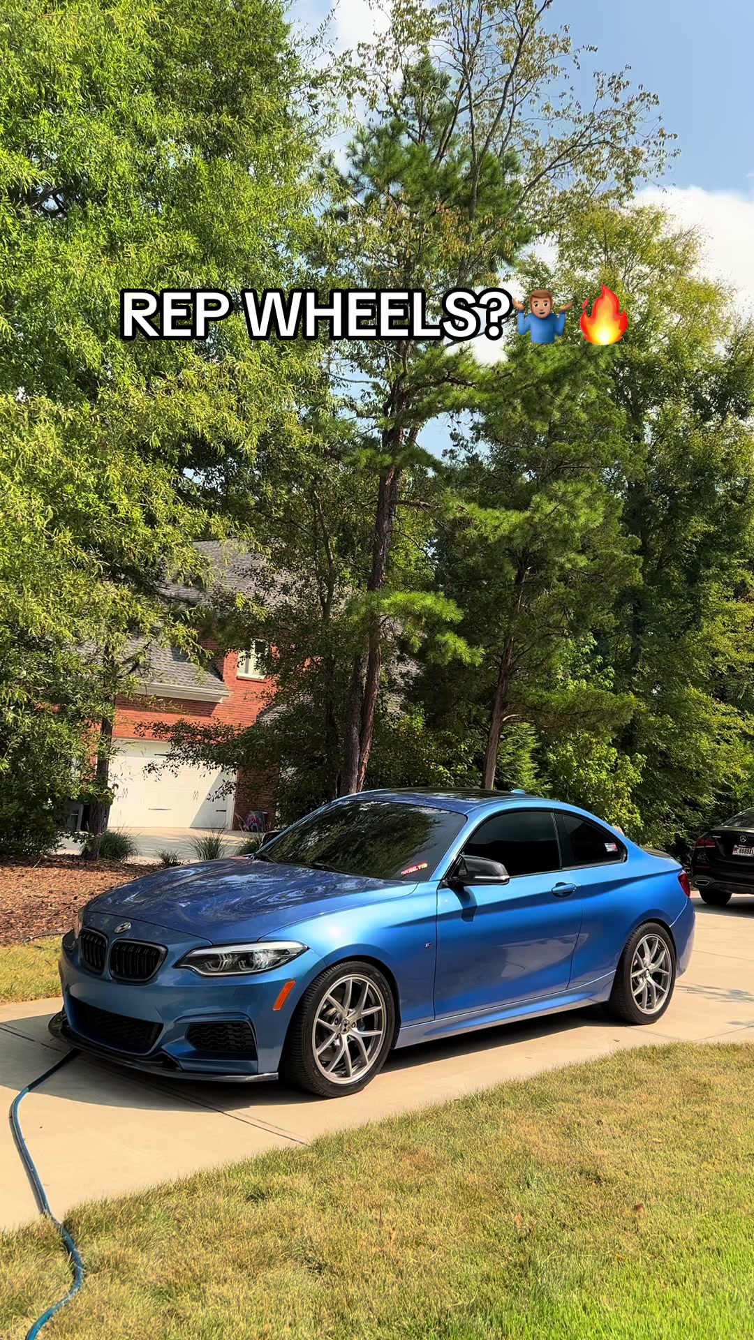 @✮