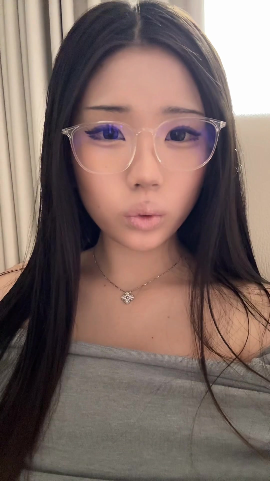 @angela