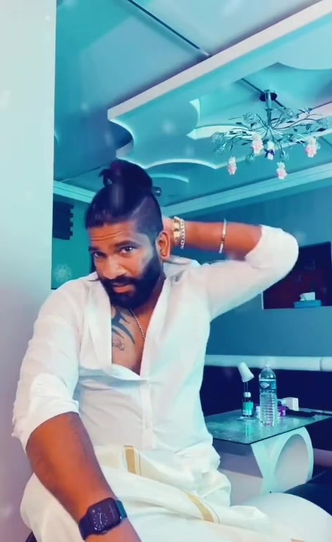 @Kandieepan