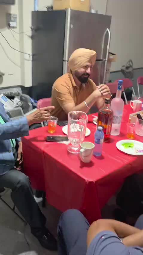 @kakashaunki CANADIAN 🇨🇦