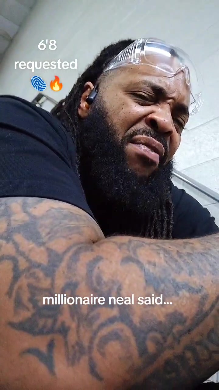 @Millionaire 6foot8._giant🫆🫆