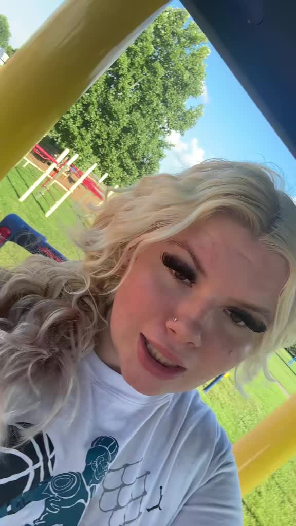 @Angel❤️&zwj;🔥
