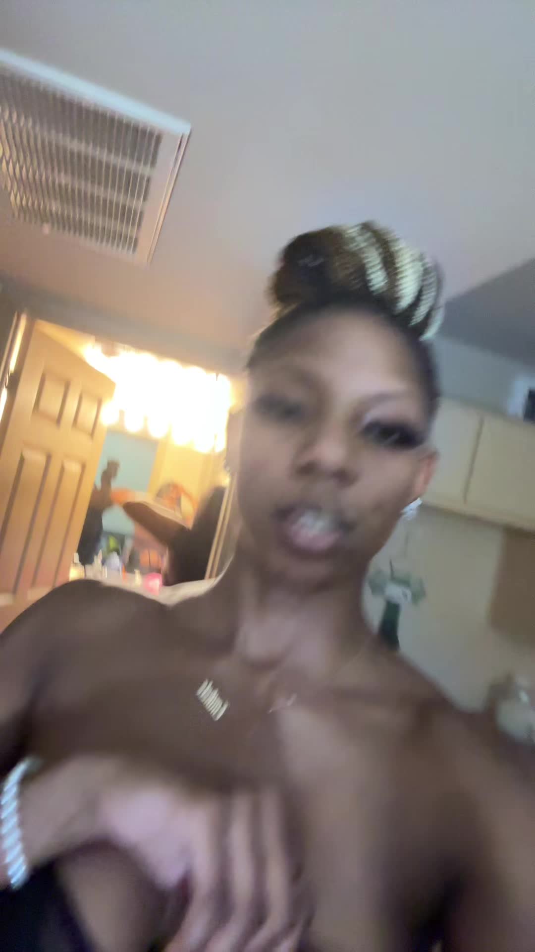 @emi