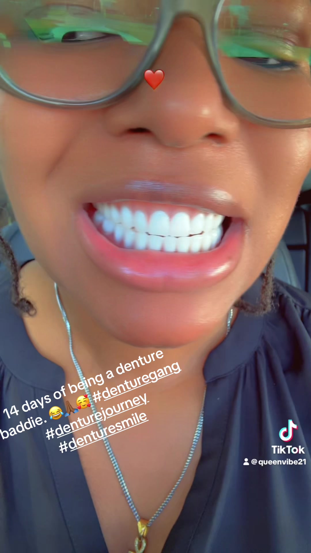 @queenvibe21
