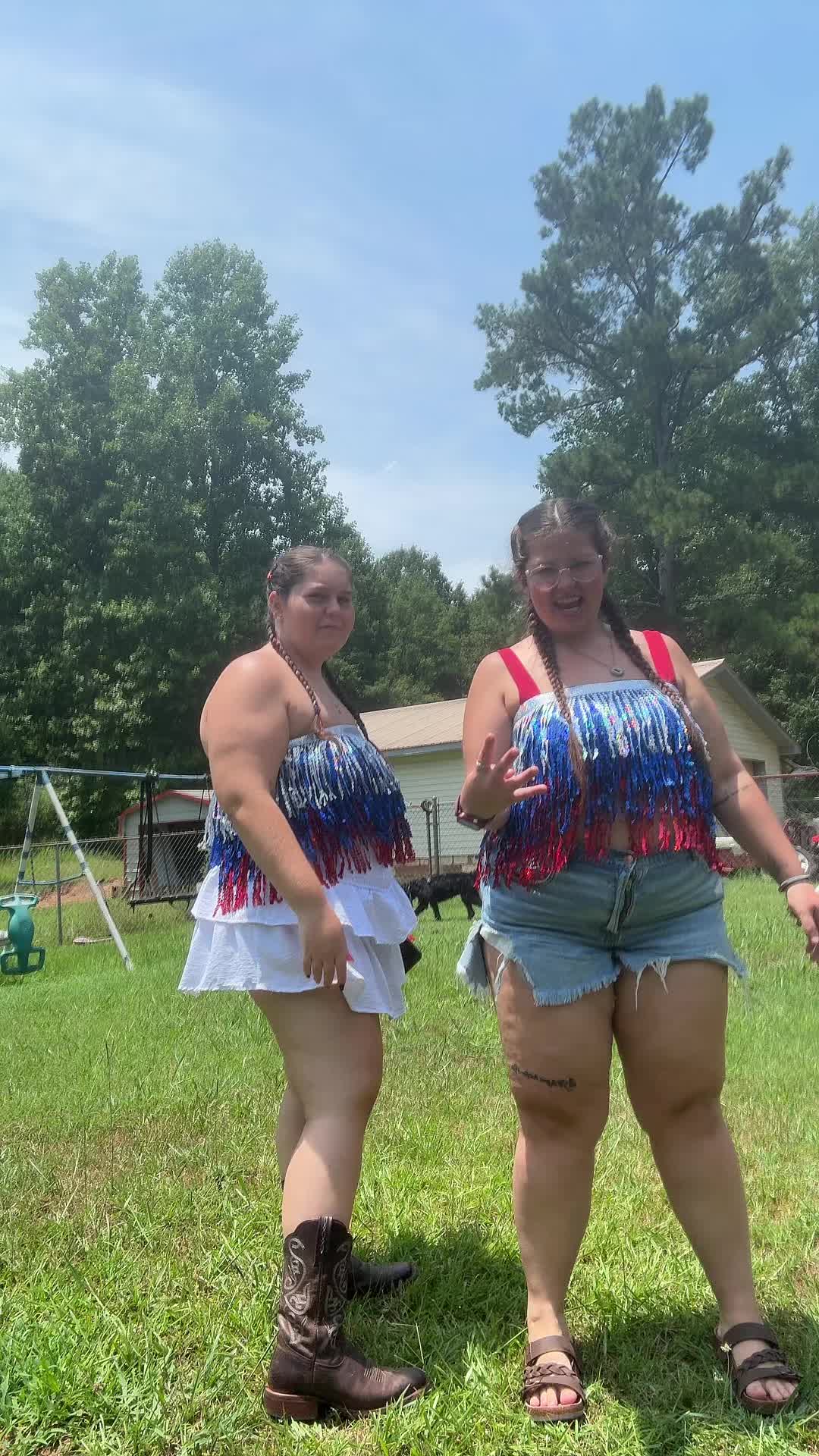 @Em