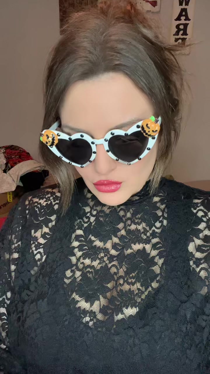 @Kat