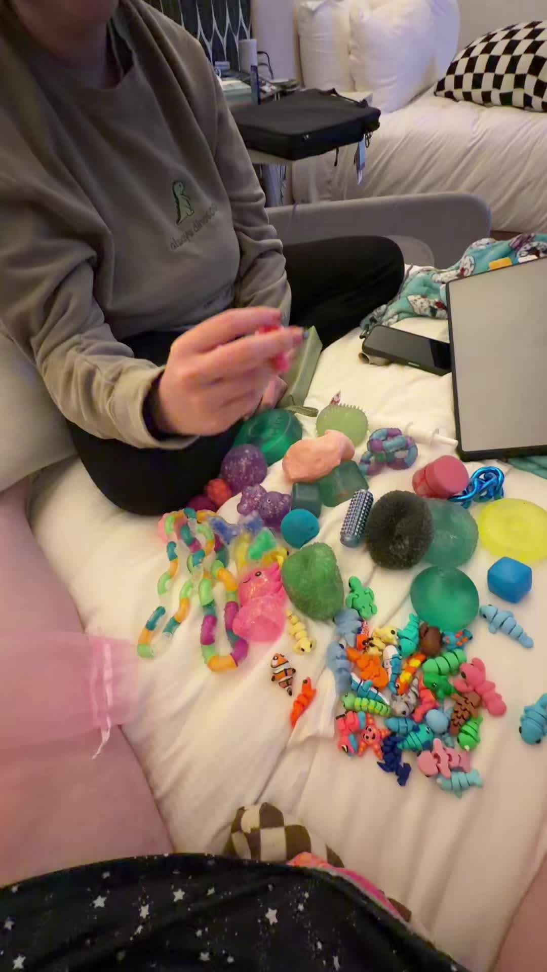 @Liv&ensp;👩🏻&zwj;🦽