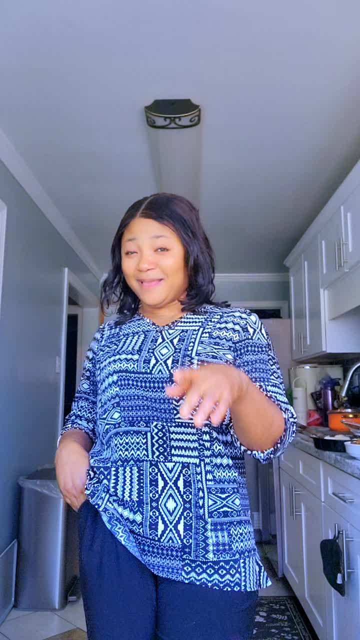@Sisirose
