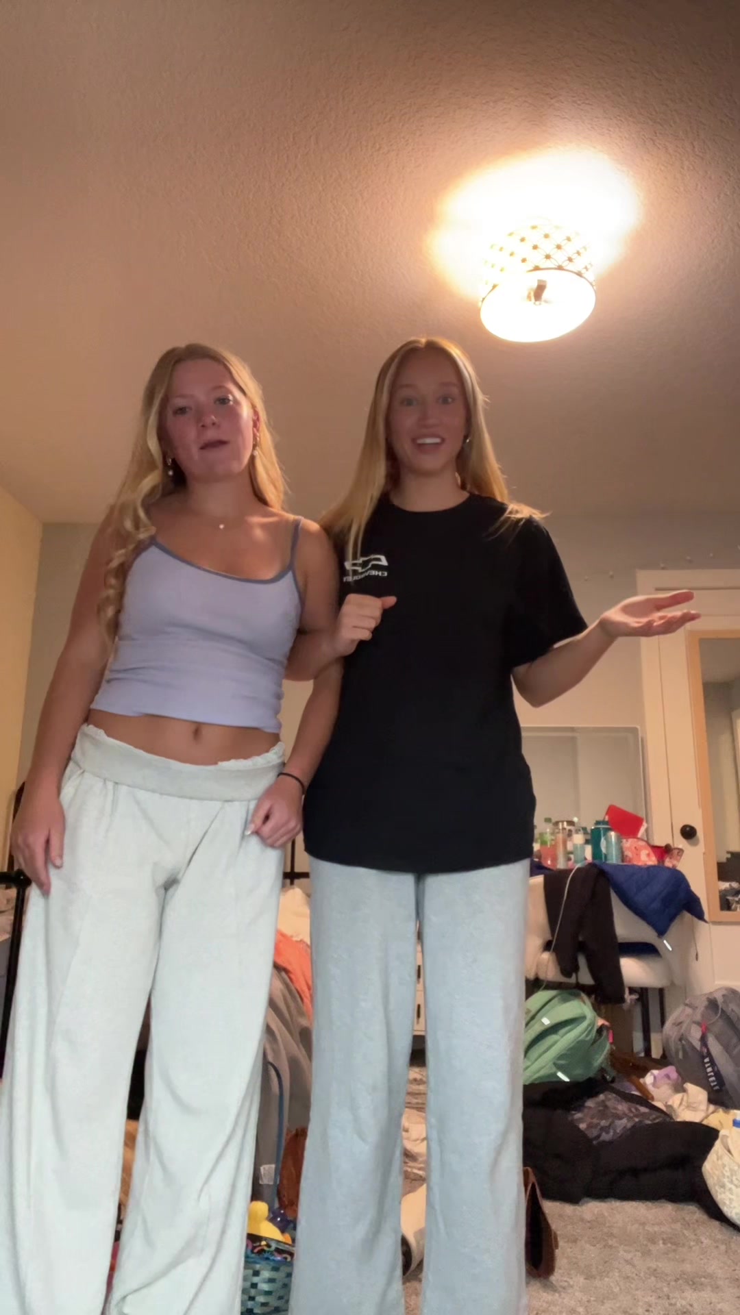 @Ella 🫧