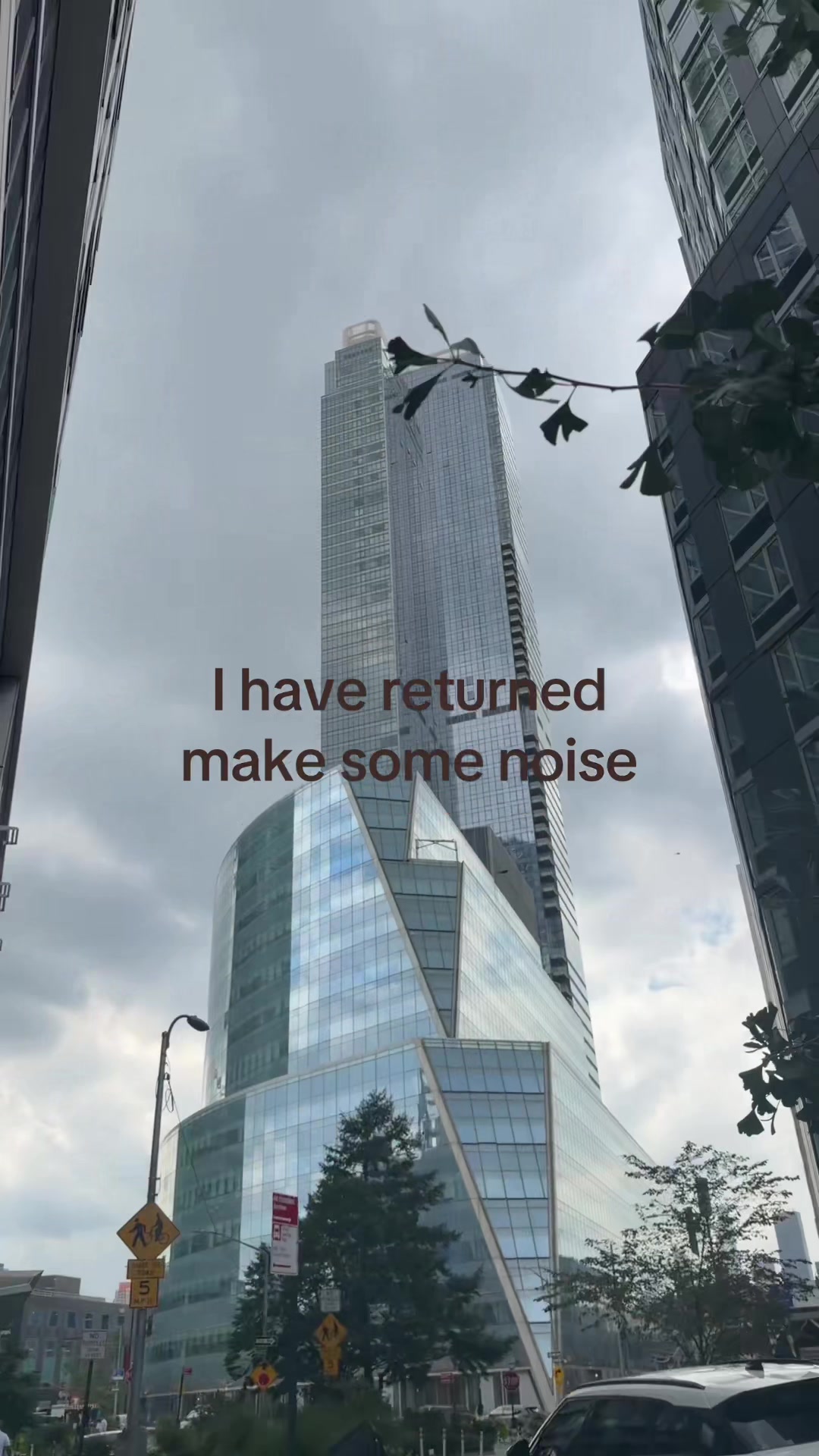 @￼