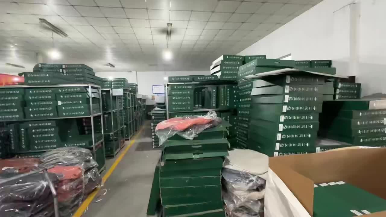 @Car seat factory  Anne