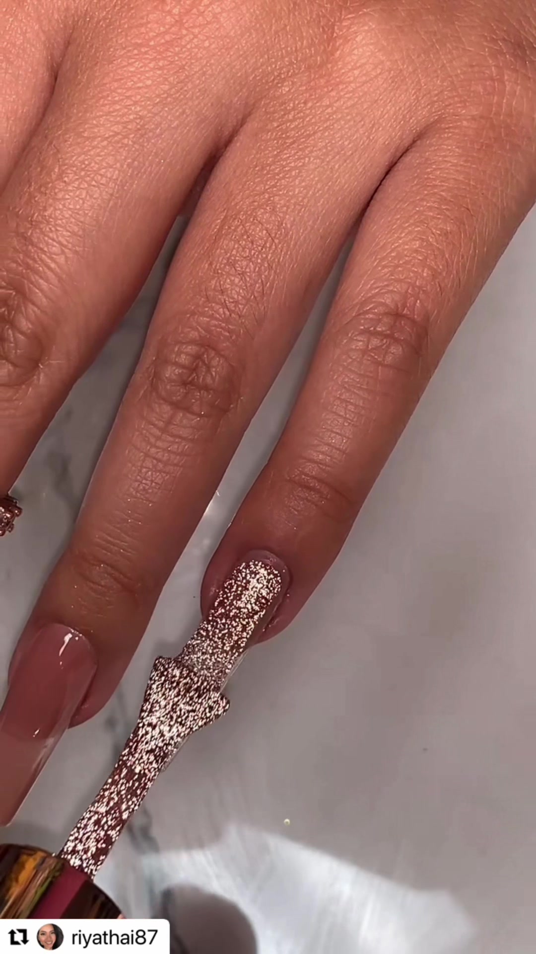 @Riya's Nails